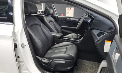 Hyundai Sonata 2015, 80009 км, за 7488.44 USD - фото 11