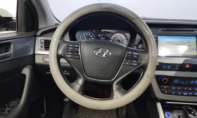 Hyundai Sonata 2015, 80009 км, за 7488.44 USD - фото 13