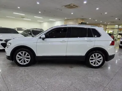Volkswagen Tiguan 2018, 107553 км, за 12096.78 USD