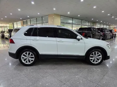Volkswagen Tiguan 2018, 107553 км, за 12096.78 USD