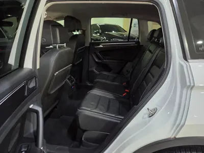 Volkswagen Tiguan 2018, 107553 км, за 12096.78 USD - фото 7