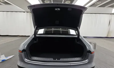 Hyundai Grandeur 2023, 16055 км, за 18051.73 USD - фото 20