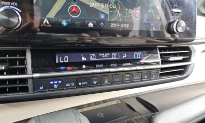 Toyota Sienna 2022, 114002 км, за 27817.6 USD - фото 33