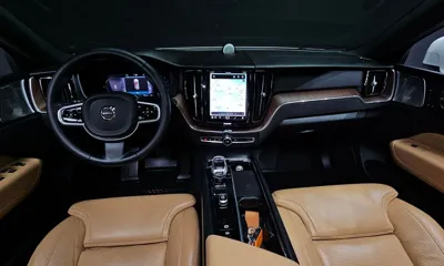 Volvo XC60 2023, 35194 км, за 29867.4 USD - фото 7