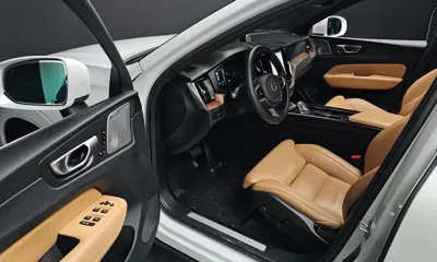 Volvo XC60 2023, 35194 км, за 29867.4 USD - фото 11