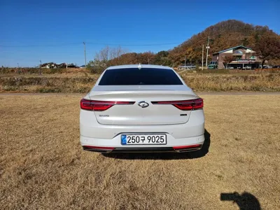 Renault-KoreaSamsung SM6 2021, 63951 км, за 8259 USD