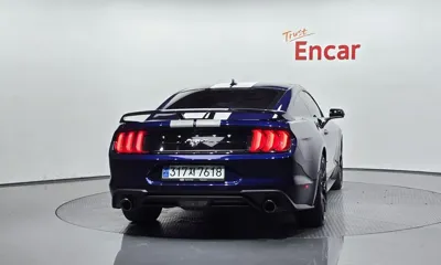 Ford Mustang 2020, 90615 км, за 15165.55 USD