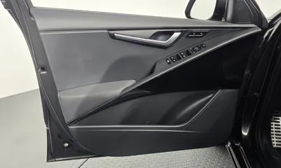 Kia Niro 2023, 14413 км, за 18877.38 USD - фото 24