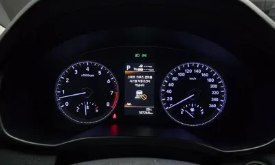 Hyundai Grandeur 2018, 187268 км, за 8467.9 USD - фото 8