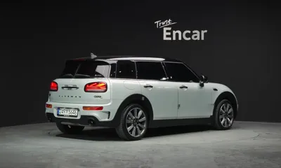 MINI Clubman 2023, 24073 км, за 18278.13 USD