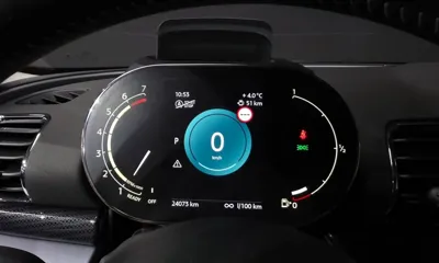 MINI Clubman 2023, 24073 км, за 18278.13 USD - фото 8