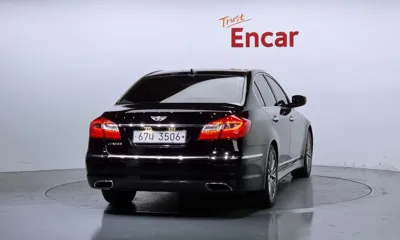 Hyundai Genesis 2013, 186434 км, за 3737.52 USD
