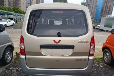 Wuling Rongguang 2021, 21200 км, за 8381 USD