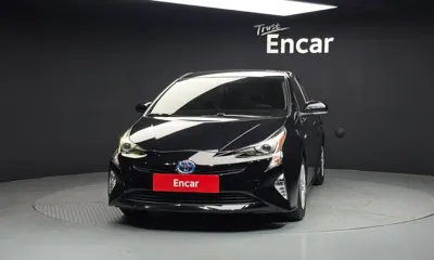 Toyota Prius 2017, 131576 км, за 6874.67 USD