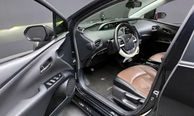 Toyota Prius 2017, 131576 км, за 6874.67 USD - фото 11