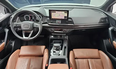 Audi Q5 2023, 53999 км, за 28990.24 USD - фото 7