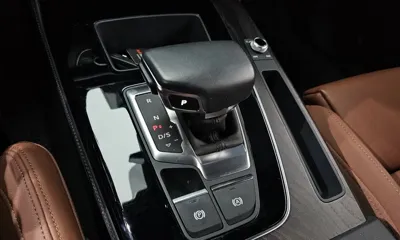 Audi Q5 2023, 53999 км, за 28990.24 USD - фото 9