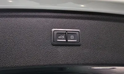 Audi Q5 2023, 53999 км, за 28990.24 USD - фото 20