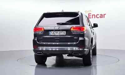 Jeep Cherokee 2021, 89479 км, за 16872.97 USD