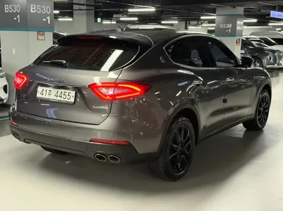 Maserati Levante 2017, 89821 км, за 15361.07 USD
