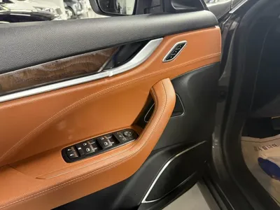 Maserati Levante 2017, 89821 км, за 15361.07 USD - фото 11