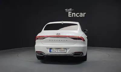 Hyundai Grandeur 2021, 115364 км, за 15562.93 USD