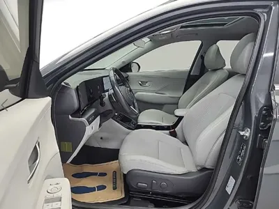 Hyundai Kona 2023, 91181 км, за 16771.7 USD - фото 11