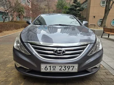 Hyundai Sonata 2013, 203002 км, за 2438.06 USD