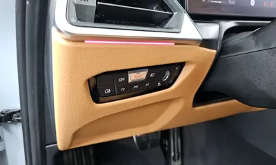 BMW 3-Series 2024, 11119 км, за 32938.62 USD - фото 29