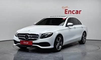 Mercedes-Benz E-Class · 2017 год