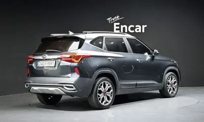 Kia Seltos 2022, 56027 км, за 12230.04 USD