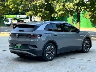 Volkswagen ID.4 Crozz 2024, 48000 км, за 12948.54 USD - фото 9