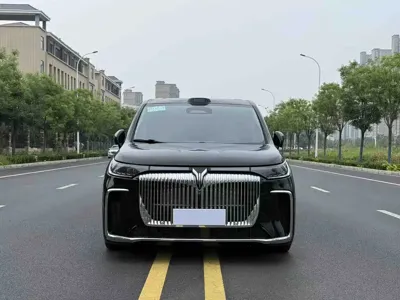 Voyah Dreamer 2025, 30000 км, за 32356.49 USD