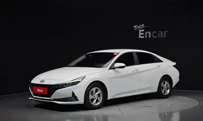 Hyundai Avante · 2022 год