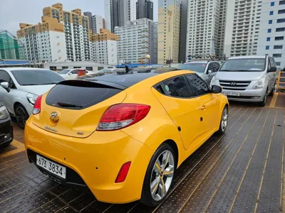 Hyundai Veloster 2012, 96635 км, за 2276.87 USD