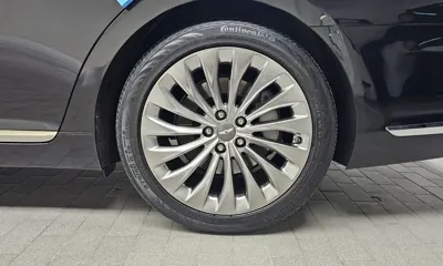 Genesis EQ900 2016, 127648 км, за 12025.11 USD