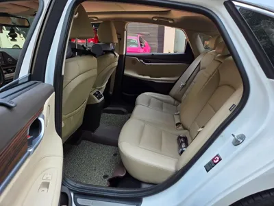 Hyundai Grandeur 2018, 105878 км, за 11171.35 USD - фото 7