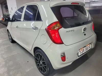 Kia Morning 2015, 105070 км, за 3055.32 USD
