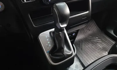 Hyundai Staria 2025, 88745 км, за 18201.9 USD - фото 9