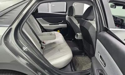 Hyundai Avante 2021, 53957 км, за 10994.64 USD - фото 11