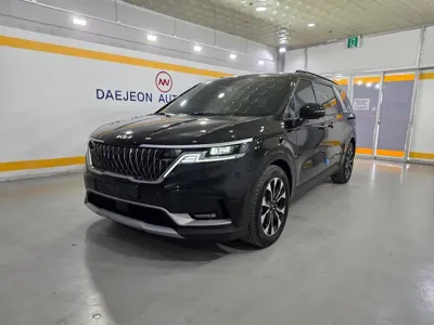 Kia Canival · 2023 год