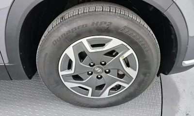 Hyundai Santafe 2022, 109768 км, за 15328.71 USD