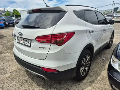 Hyundai Santafe 2013, 140000 км, за 5144.23 USD