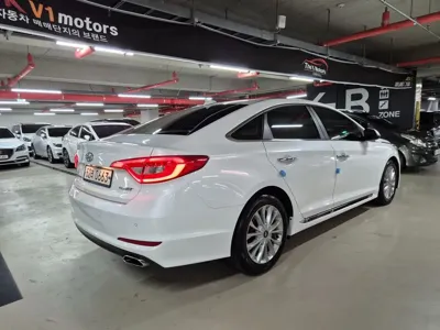 Hyundai Sonata 2016, 24448 км, за 7053.65 USD