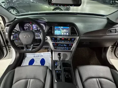 Hyundai Sonata 2016, 24448 км, за 7053.65 USD