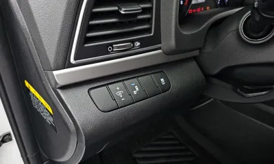 Hyundai Avante 2018, 106792 км, за 7481.14 USD - фото 17