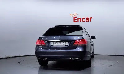 Mercedes-Benz E-Class 2014, 70159 км, за 8013.66 USD