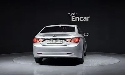 Hyundai Sonata 2010, 278510 км, за 1693.04 USD