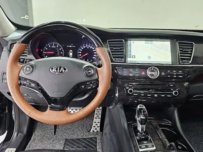 Kia K9 2015, 131758 км, за 9897.59 USD - фото 10