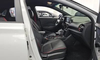 Hyundai Kona 2018, 109847 км, за 8717.16 USD - фото 11